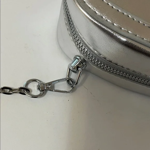 Silver Crossbody Chain Bag Purse Clutch Video Game Controller Shape Small - Picture 7 of 16